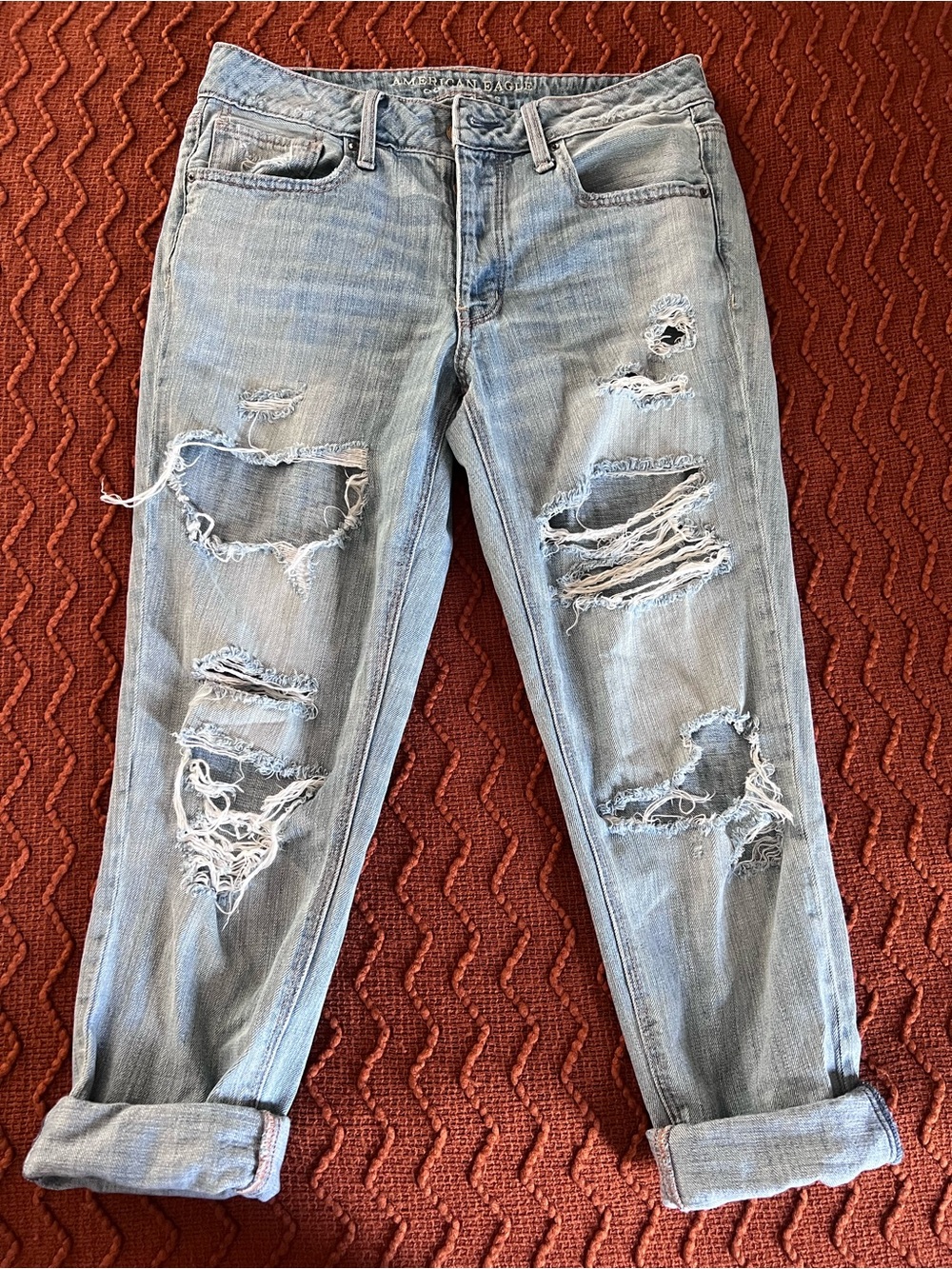 American Eagle Outfitters Light Blue Distressed Boyfriend Jeans